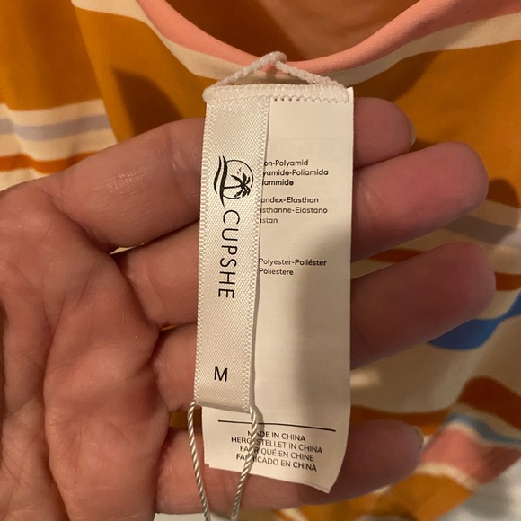 Peakaboo bathing suit - Picture 4 of 6